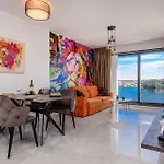 Apartment Penthouse Lux Xyz