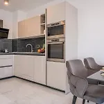 Penthouse Lux Xyz