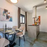 Apartment Penthouse Lux Xyz Rogoznica (Sibenik-Knin)