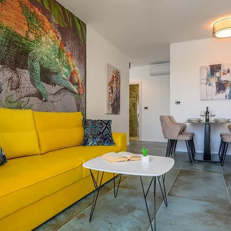5 Stars Lux Xyz Rogoznica (Sibenik-Knin)
