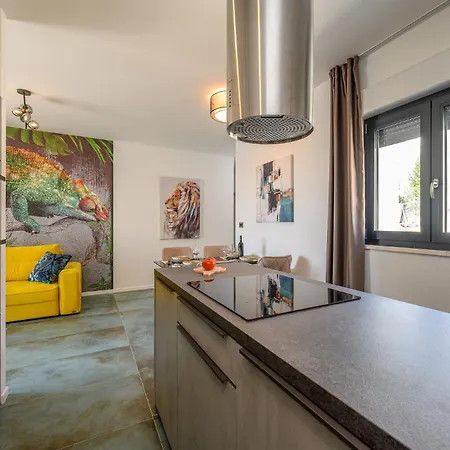 5 Stars Lux Xyz Rogoznica (Sibenik-Knin)