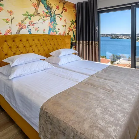 Penthouse Lux Xyz *