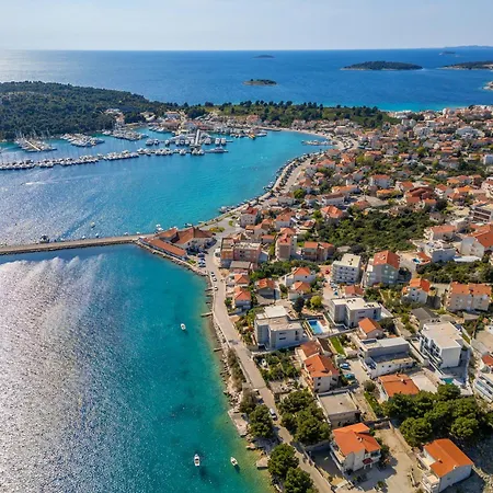 5 Stars Lux Xyz Rogoznica (Sibenik-Knin)