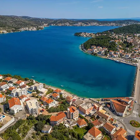 5 Stars Lux Xyz * Rogoznica (Sibenik-Knin)