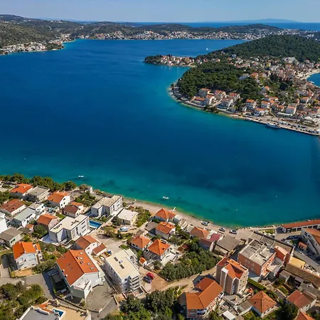 Lux Xyz Rogoznica (Sibenik-Knin)