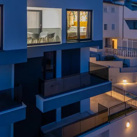 Penthouse Lux Xyz