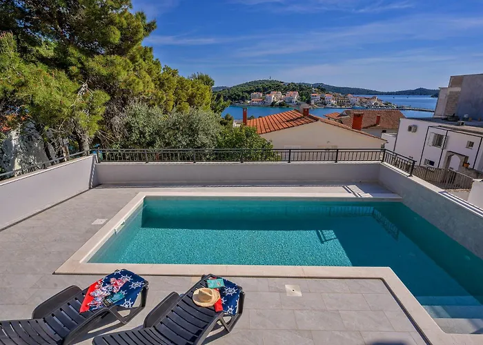 Apartment Penthouse Lux Xyz